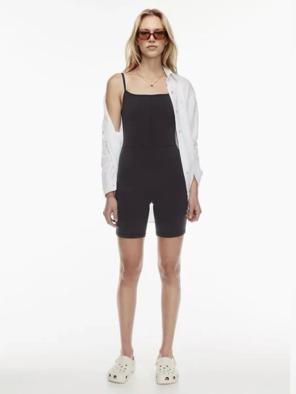 NWT Aritzia Wilfred Free 7” Divinity Romper Black Size Large